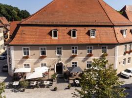 Romantica Hotel Blauer Hecht: Dinkelsbühl şehrinde bir otel