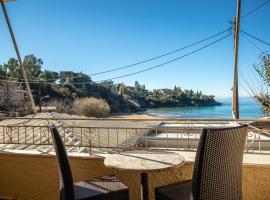 Kalogria, serviced apartment in Stoupa