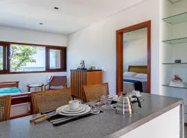 Suíte Beija-Flor para 4 pessoas com vista para o mar