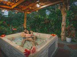 Hotel Rancho Cerro Azul、フォルトゥナのデザイナーズホテル