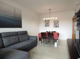 Alquiler Vacacional Salou W&S, hotel with hot tubs in Salou