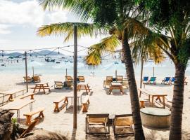 Villa Đảo Hoa Vàng Cam Ranh - Venuestay, hotel v destinaci Cam Ranh