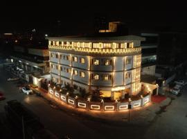 The Royal Palace Hotel 400703, hotel v blízkosti zaujímavosti Sagar Vihar (Navi Mumbai)