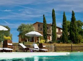 Bed and Breakfast Casale del Sole, landsted i Castellina Marittima
