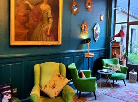 Hotel Du Cygne Tours, hotel in Tours