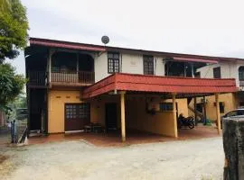 Abah homestay 138a Losong haji mamat 21000 kuala Terengganu