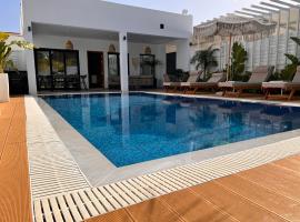 Chrystal Blue Suites 2 Bedroom Villa with private pool VASILIKI, villa in Protaras