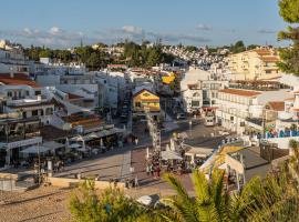Carvoeiro Roof Top Apartment, next to the beach!