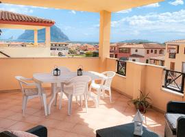 Casa Carmen - Attico vista mare, apartamento em Porto San Paolo