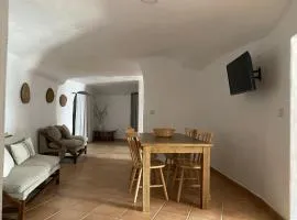 Cueva de Ramón y Elvira