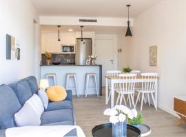 Stunning Apartment In Tossa De Mar With Kitchen, hotel de lujo en Tossa de Mar