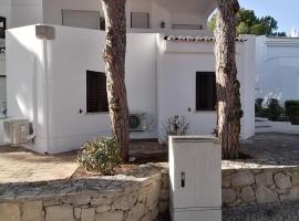 Villa 88, hotel de platja a Almancil