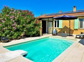 Awesome Home In Orange With Wifi, Private Swimming Pool And Outdoor Swimming Pool