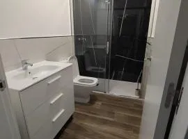 Apartamento Manuela, totalmente nuevo, 8 km de la playa