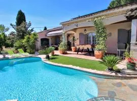Amazing Home In Les Angles With Wifi, Private Swimming Pool And Outdoor Swimming Pool