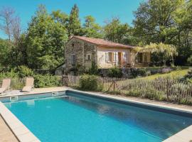 Amazing Home In Le Pot-laval With 3 Bedrooms, Wifi And Private Swimming Pool, hotel u gradu 'Le Poët-Laval'