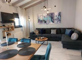 ELITE LUXURY APARTMENTS, hotel in Argostoli