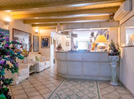 Hotel Cavour, hotel em Olbia