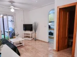 Cozy apartment 200m from the beach