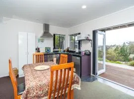 Apartment on Robert Rd