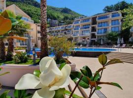 Blue Horizon Apartment Resort: Budva'da bir otel