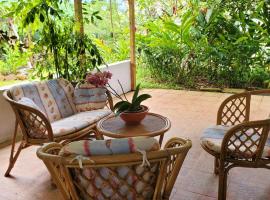 Appartement d'une chambre avec jardin clos et wifi a Sainte Rose a 2 km de la plage, alojamento para férias em Sainte-Rose