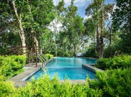 The Mountain Courtyard Thekkady, family hotel in Thekkady