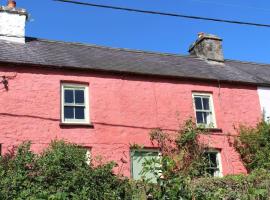 Relaxing 2-Bed Cottage in Rhandirmwyn, holiday home in Llandovery