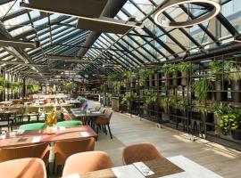 NH Amsterdam Schiphol Airport, pet-friendly hotel in Hoofddorp