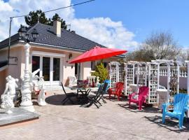 Charmante maison avec jardin à Pierre-Châtel 71 m², Hotel in Pierre-Châtel