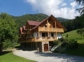 Turistična Kmetija Zgornji Zavratnik, hotel en Luče