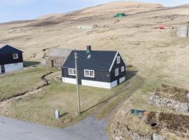 The Real Faroese Experience, cottage in Skálavík