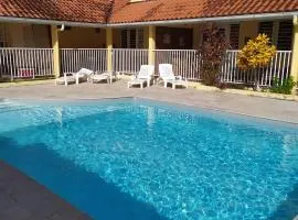 Studio climatisé en résidence avec piscine proche de la mer