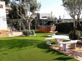 Family House - La Mora Beach - Tarragona, rumah kotej di Tarragona