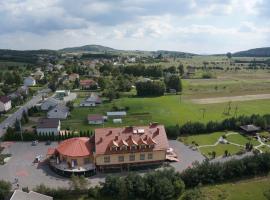 Hotel & Restauracja Okrąglak, hotel v destinaci Chęciny