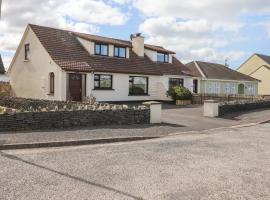 Sea Park Cottage: Lahinch şehrinde bir tatil evi