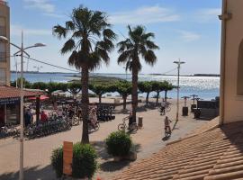 Appartement GRUISSAN Plage du Grazel, hotel i Gruissan