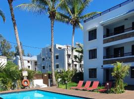 Les Cerisiers - Exclusive Beach Residence - 3 Bedroom Modern Apartment, Flic en Flac