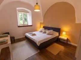 Pferdegut Schloss Treffen Apartments