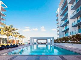 Sleek 2BD 2BA Condo In Miami Design District, hotell Miamis