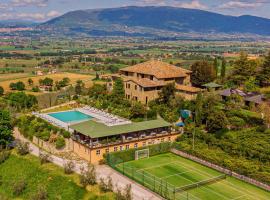 Il Poggio degli Olivi, hôtel avec piscine à Bettona