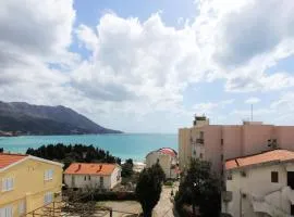 Sea view apartment in Becici