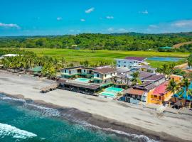 Miami Heat Beach Resort powered by Cocotel, hotell sihtkohas Morong