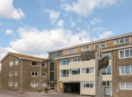 Flat 30, cottage in West Bay