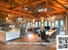 Private Luxury Chalet, hotel in Siegsdorf
