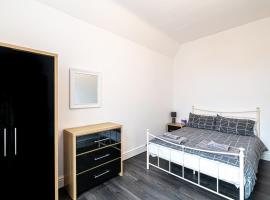 Two bedroom holiday apartment Colwyn Bay, beach rental in Colwyn Bay