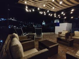 Terrazas de la Alameda - Panoramic Aparthotel by Lunian, boende med sj&auml;lvhush&aring;ll i Guanajuato