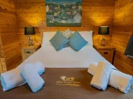 Wall Eden Farm - Luxury Log Cabins and Glamping