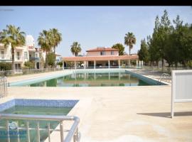 DENİZE YAKIN VİLLA, vacation home in Side