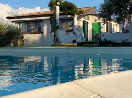 Casa Delle Sirene, hotell sihtkohas Falcone